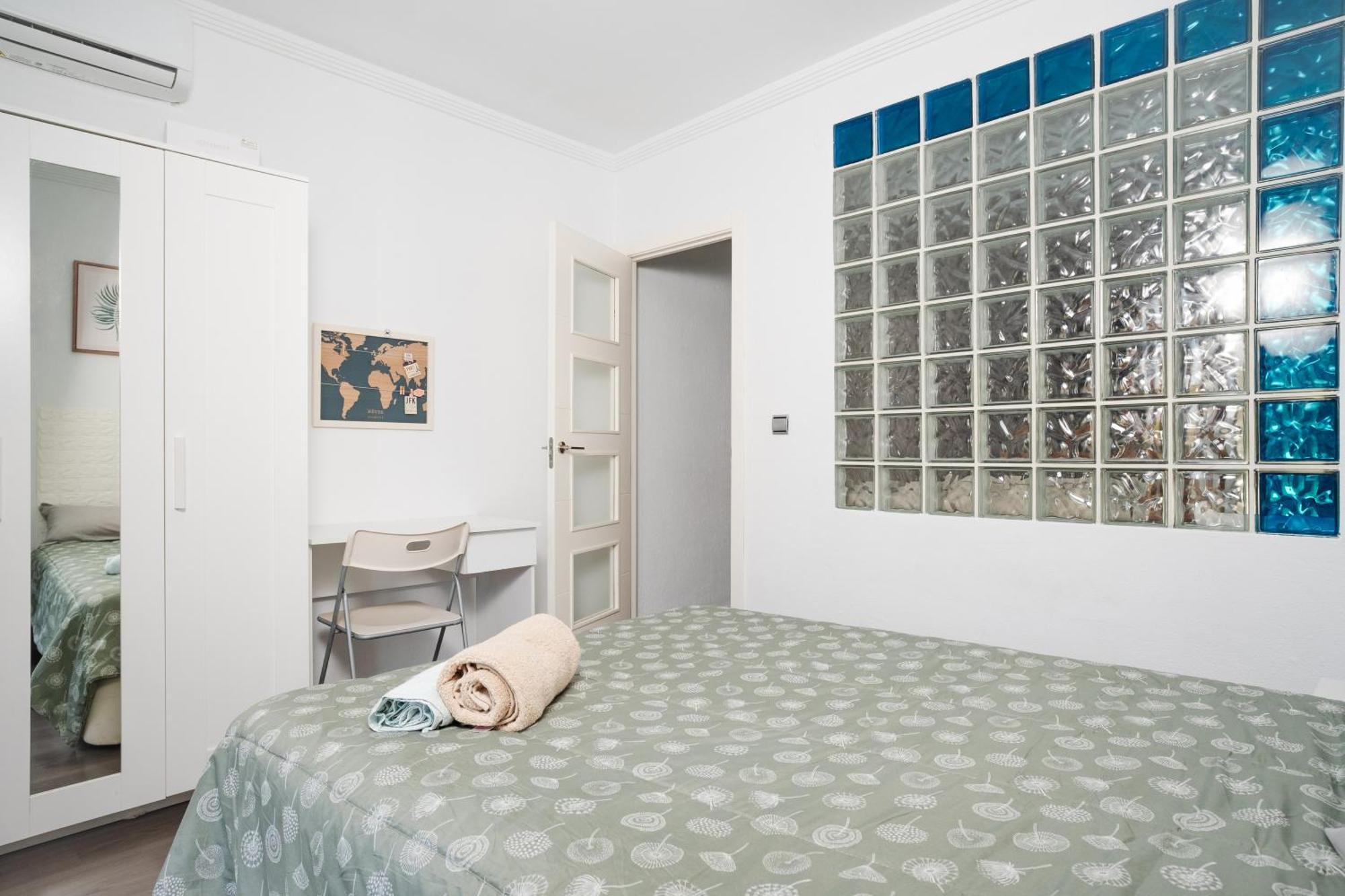 Acogedor Piso Con Balcon Apartment Seville Exterior photo